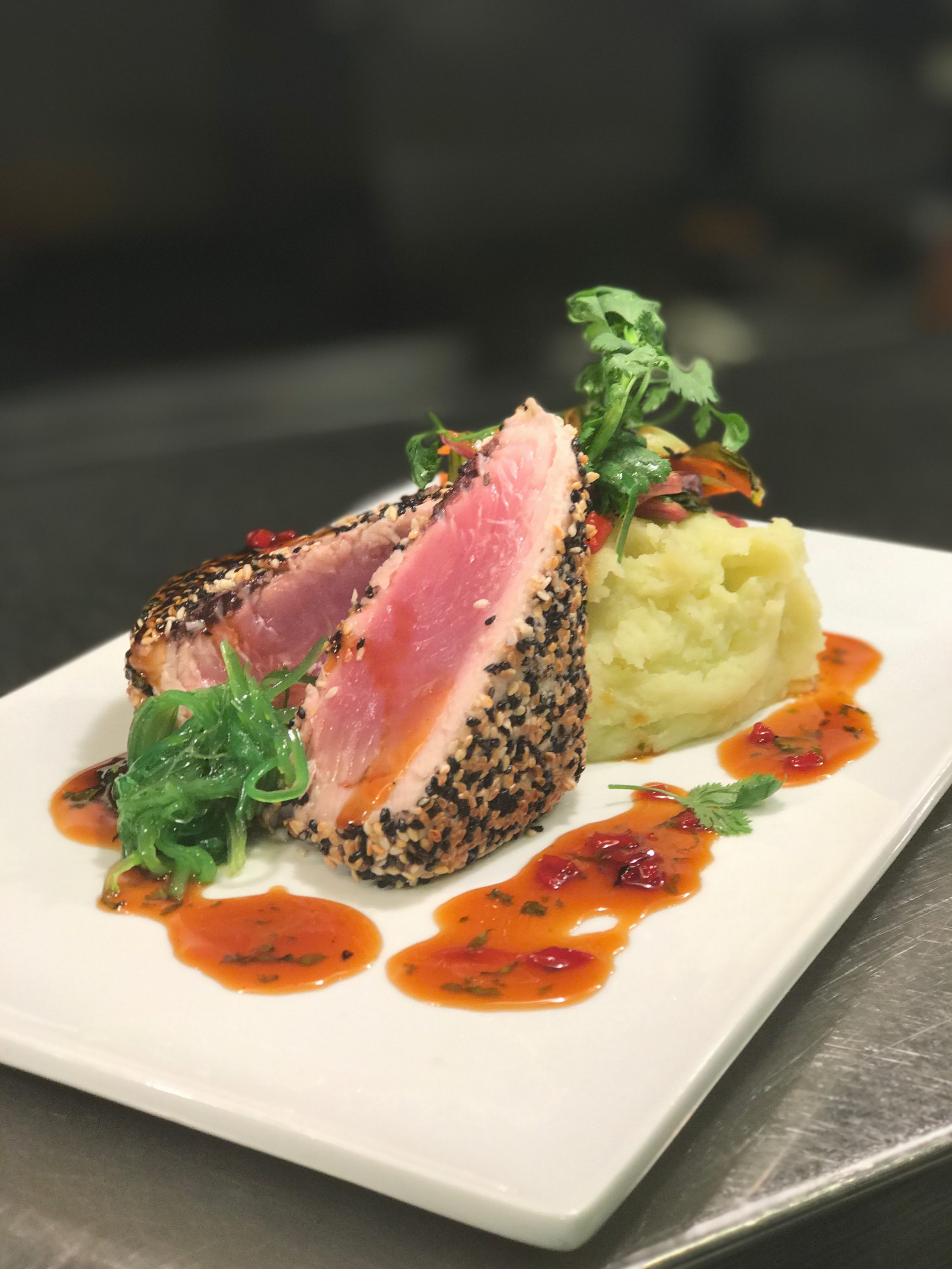 Grillfire & Vivo Italian in Hanover Hotel at Arundel Preserve